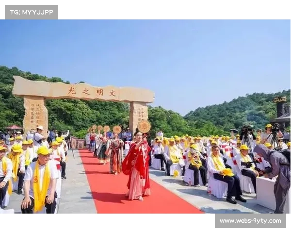 随县举行炎帝拜祖仪式为颁奖典礼增添深厚文化底蕴与历史传承意义 随县举行炎帝拜祖仪式为颁奖典礼增添深厚文化底蕴与历史传承意义